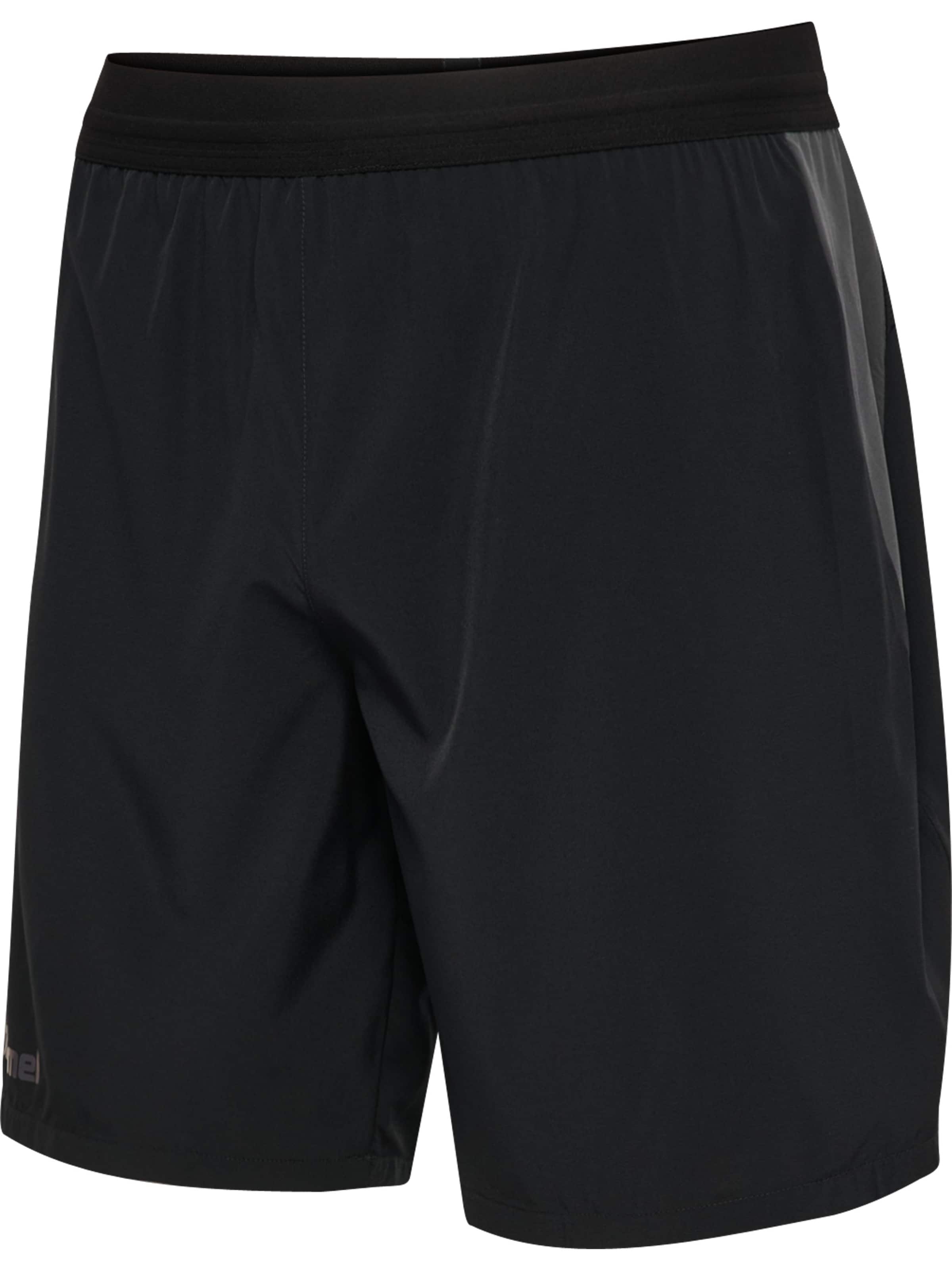 Hummel Regular Sporthose 'BLAZE26 PRO ' in Schwarz