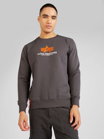 ALPHA INDUSTRIES - Sweatshirt em cinzento: frente