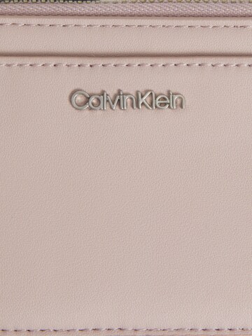 Calvin Klein Kartenetui in Grau