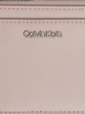 Calvin Klein Kartenetui in Grau