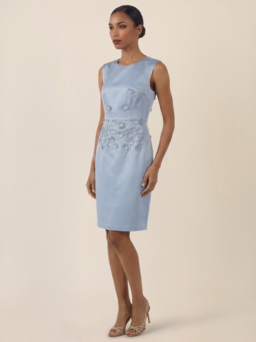APART Kleid in Blau