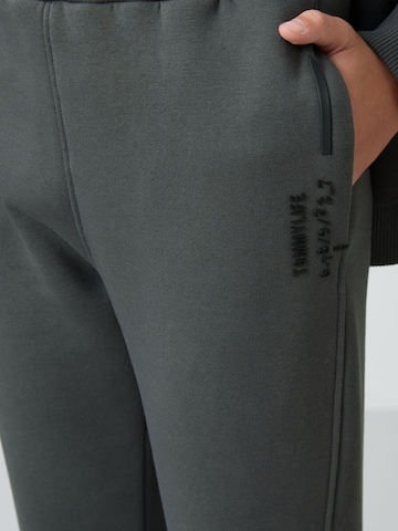 Tommy Life Trainingspak 'TOMMY Kinder Sport-Set' in Gemengde kleuren