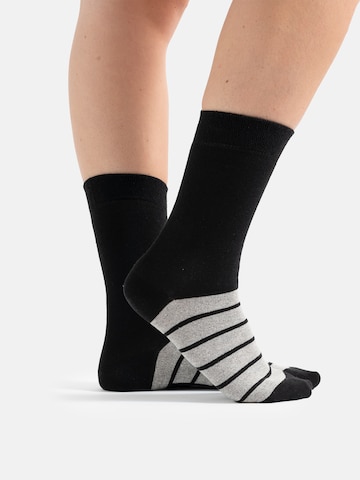 Occulto Socks 'Laura' in Black