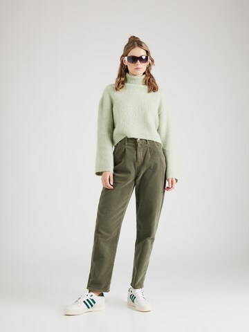 Mavi regular Παντελόνι πλισέ 'LAURA' σε πράσινο