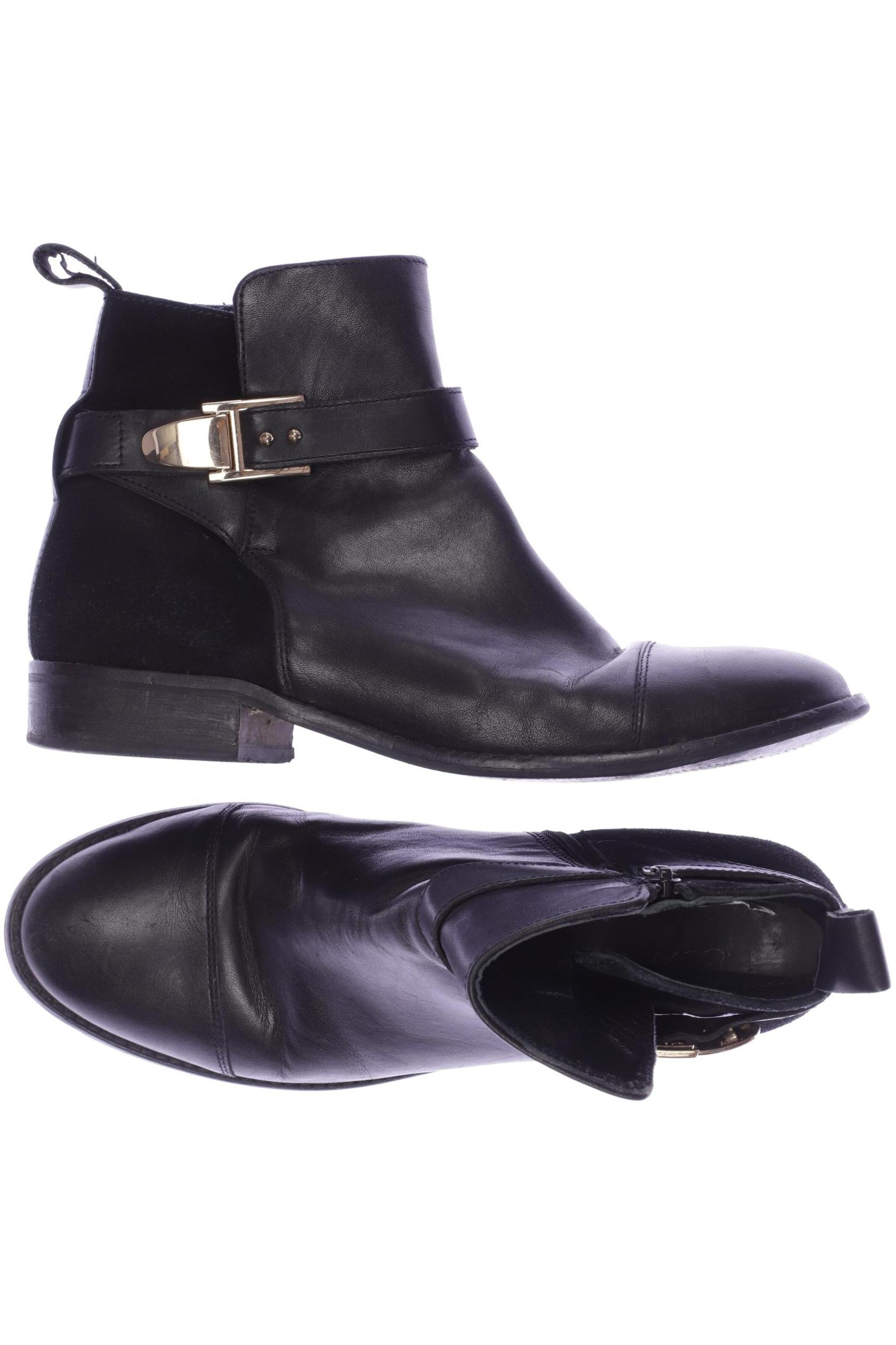 COX Dress Boots in 39 in Black: front