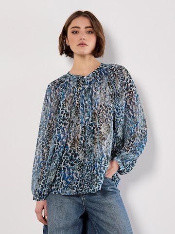 Chemisier Apricot en bleu : devant
