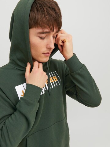 Felpa di JACK & JONES in verde