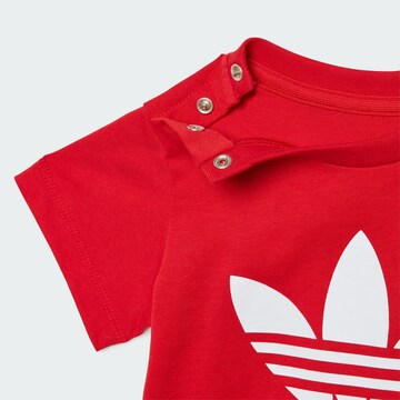 T-Shirt 'Trefoil' ADIDAS ORIGINALS en rouge