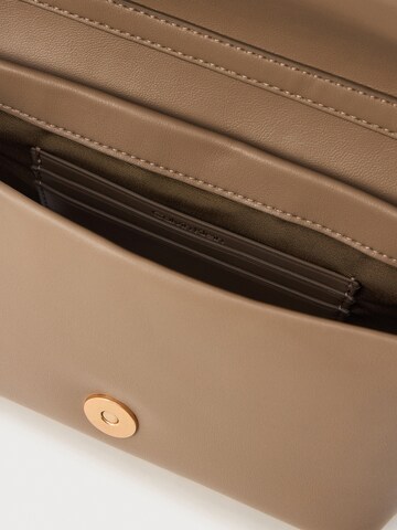 Calvin Klein Чанта с презрамки в сиво