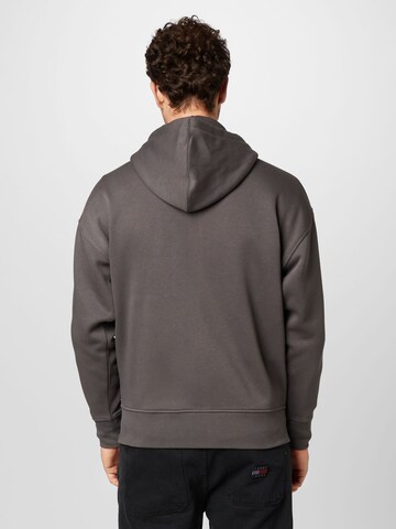 Calvin Klein Jeans Sweatjacka i grå