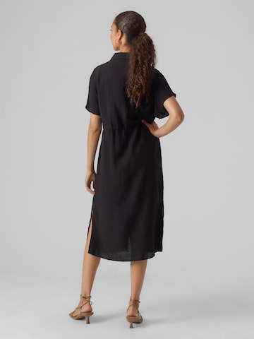 Robe-chemise 'Iris' Vero Moda Petite en noir