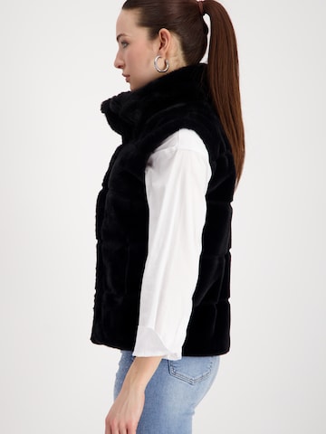 monari Vest in Black