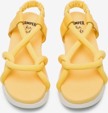 Sandales 'Oruga' CAMPER en jaune