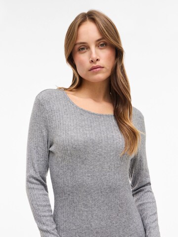 Robes en maille 'VIDansa' VILA en gris