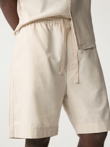 Pull&Bear Loose fit Trousers in Beige