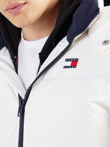 Tommy Jeans Winter jacket 'Alaska' in White