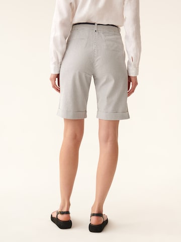 TATUUM Regular Short 'Soro' in Grau