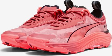 Chaussure de course 'Voyage Nitro 3' PUMA en rose