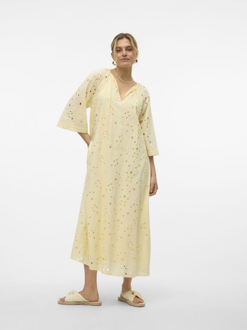 Robe VERO MODA en jaune