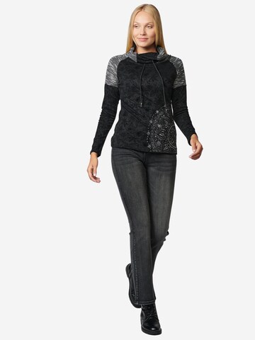 Maglietta di KOROSHI in nero