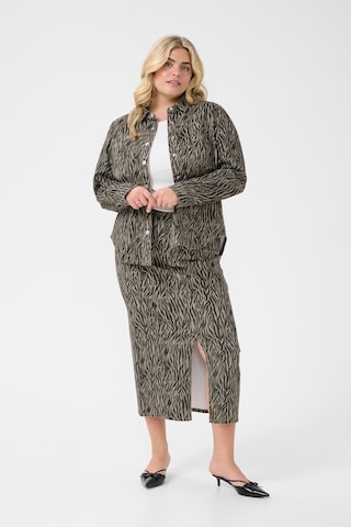 Veste mi-saison 'Leonoma' KAFFE CURVE en mélange de couleurs