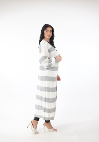 Elara Knitted coat in Grey