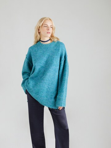 TOPSHOP Sweater in Blue: front