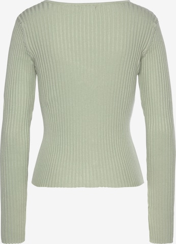 LASCANA Sweater in Green