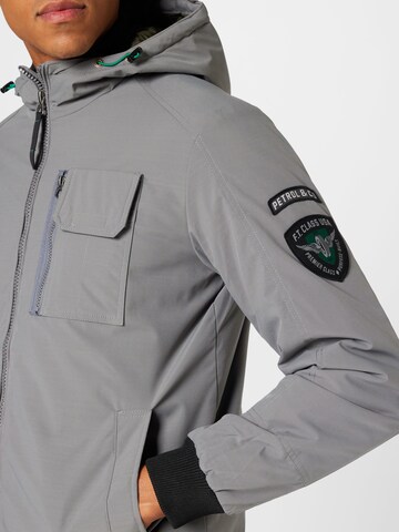 Petrol Industries Jacke in Grau