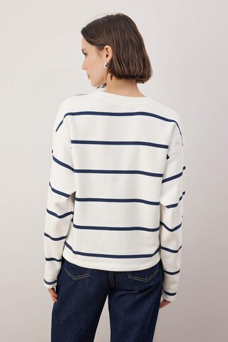 Sweat-shirt Trendyol en beige