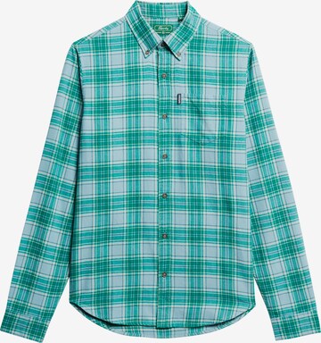 Superdry Regular fit Button Up Shirt in Green: front