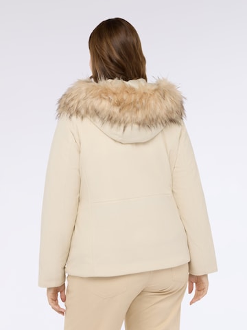 Fiorella Rubino Winterjas in Beige