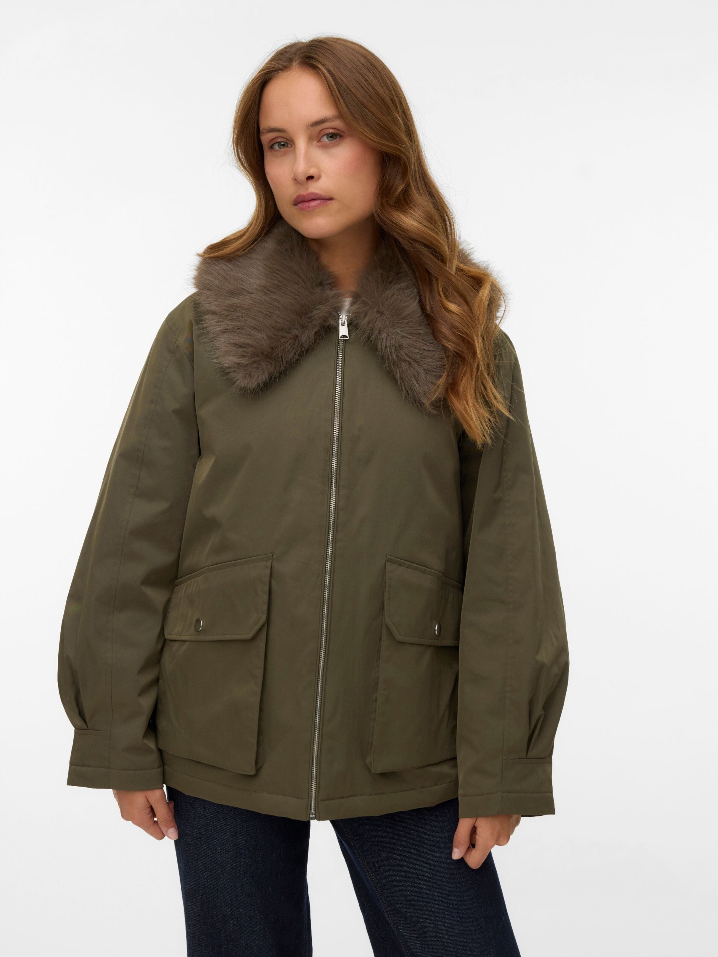 Manteau d’hiver '10333552' VERO MODA en vert : devant