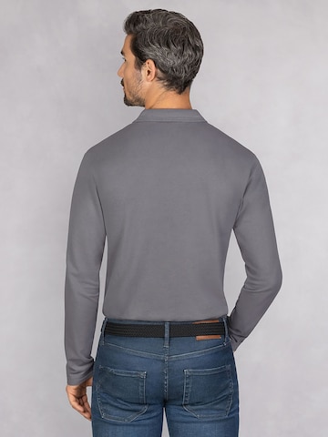 T-Shirt GIESSWEIN en gris