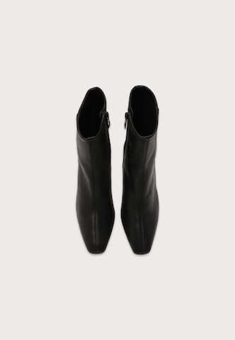 Bottines & Other Stories en noir