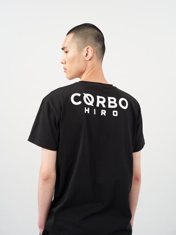 Cørbo Hiro - Camiseta 'Shibuya' en negro