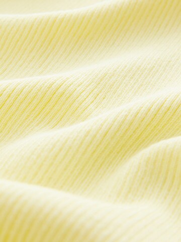 Next Knitted dress in Yellow