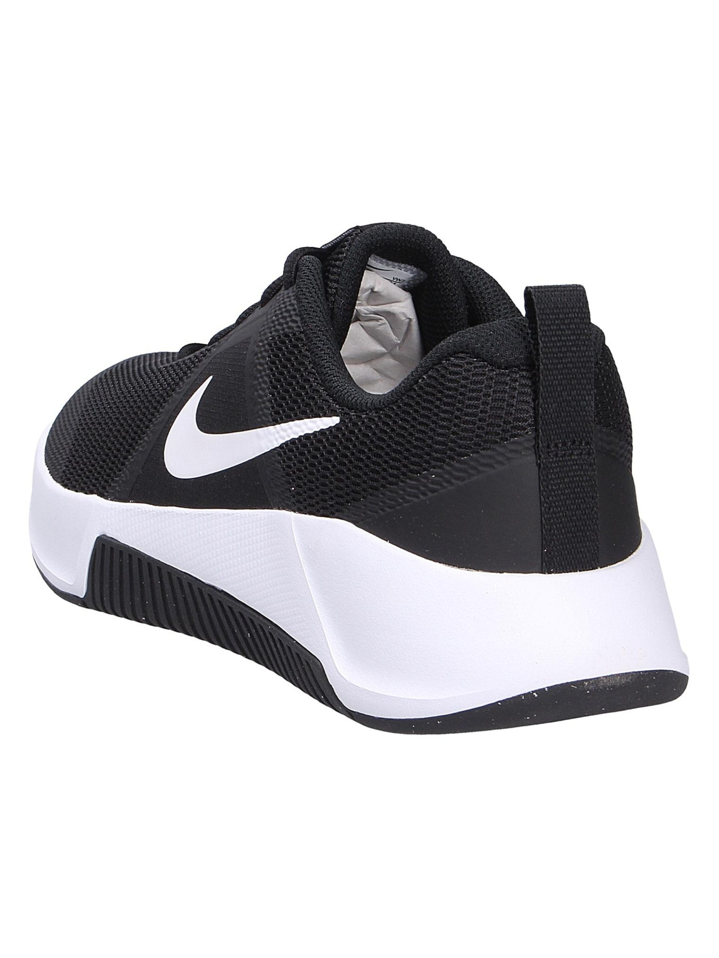 Chaussure de sport 'MC TRAINER 3' NIKE en noir