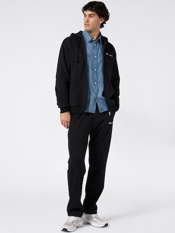 Champion Authentic Athletic Apparel Суичъри с качулка в черно