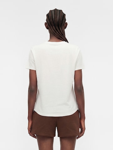 Nike Sportswear Skinny Μπλουζάκι 'Essential' σε λευκό