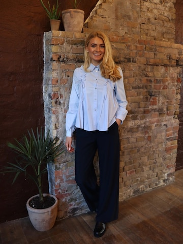 Liberte Essentiel Shirt ' FIE ' in Blau