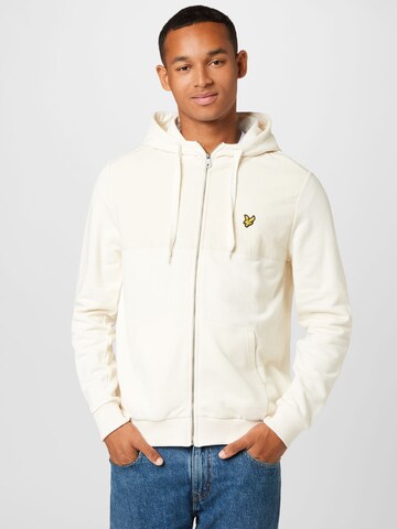 Lyle & Scott Zip-Up Hoodie in White: front