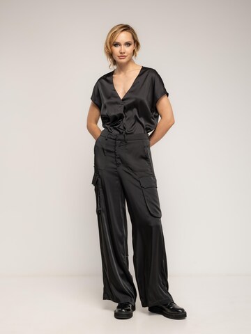 Loosefit Pantaloni cargo di Tantra in nero