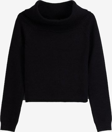 Bershka Sweater in Black: front