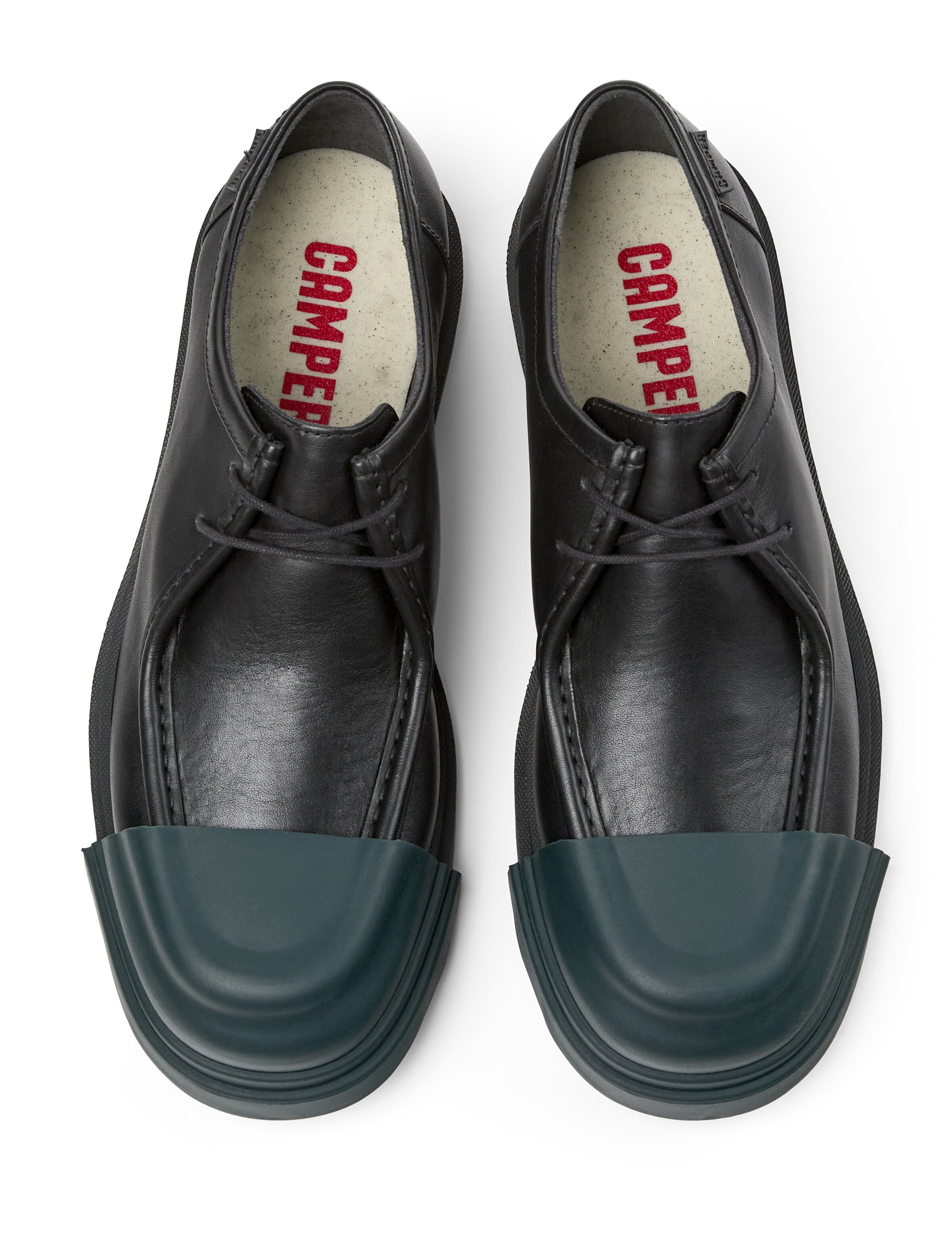 Chaussure à lacets 'Junction' CAMPER en noir