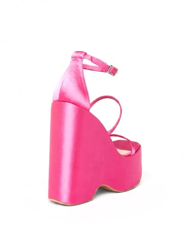 Sandales à lanières 'Varia Fuchsia Sandals' STEVE MADDEN en rose