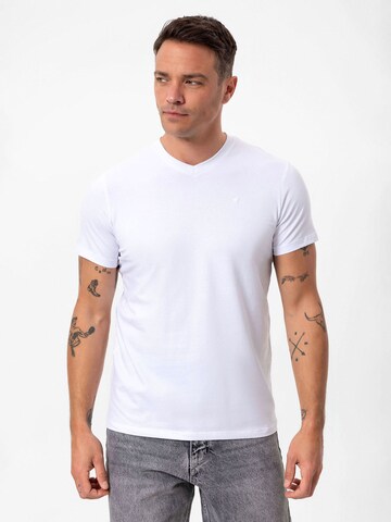 Anou Anou Shirt in White: front