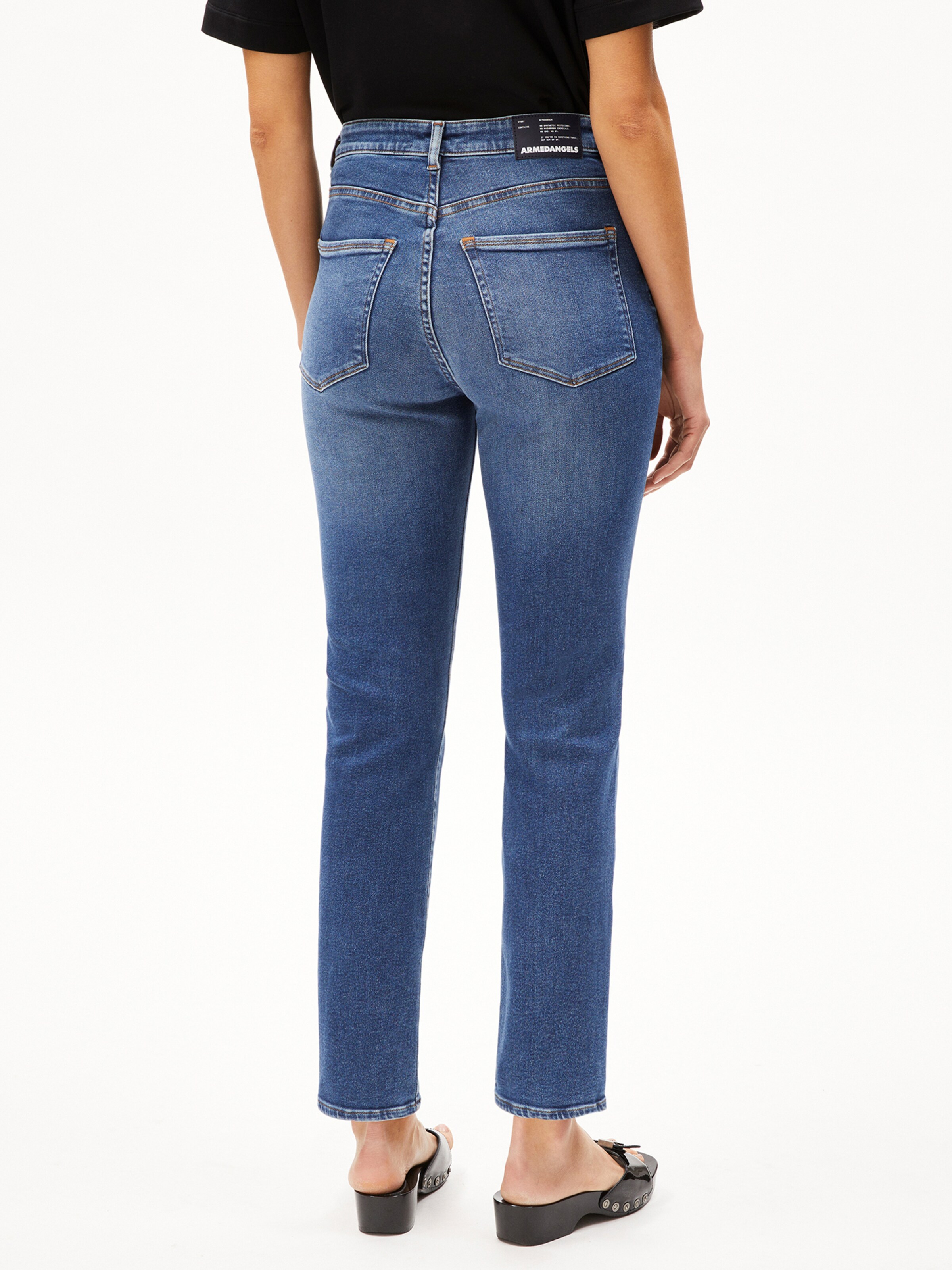 ARMEDANGELS Slimfit Džíny 'LEJAANI' – modrá: přední strana