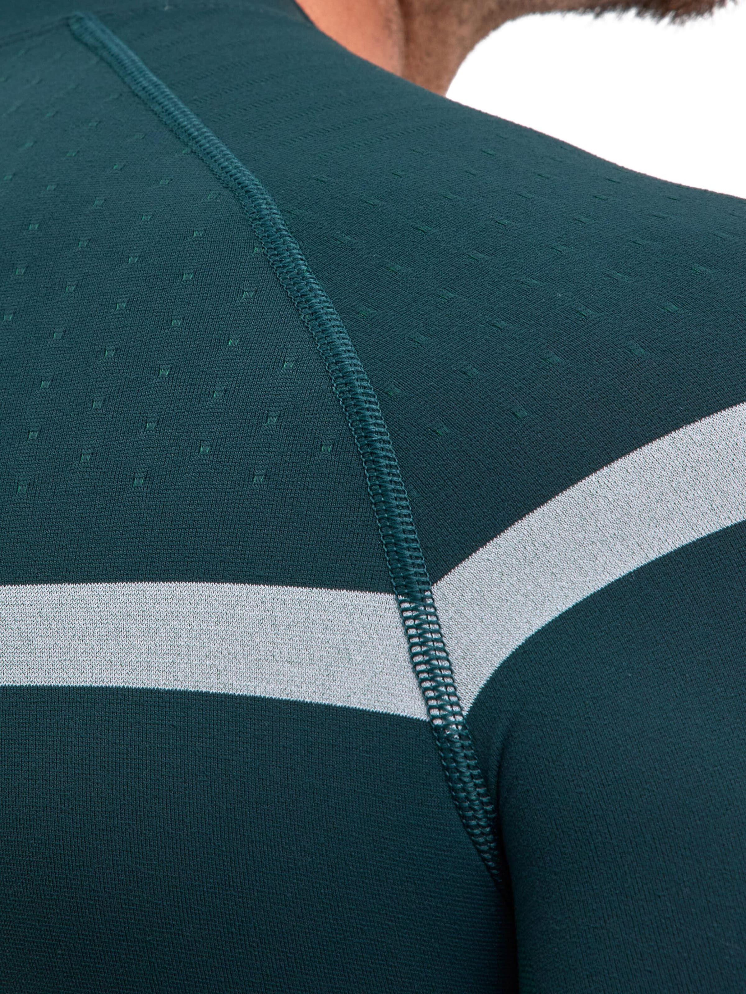 FALKE Base Layer in Green
