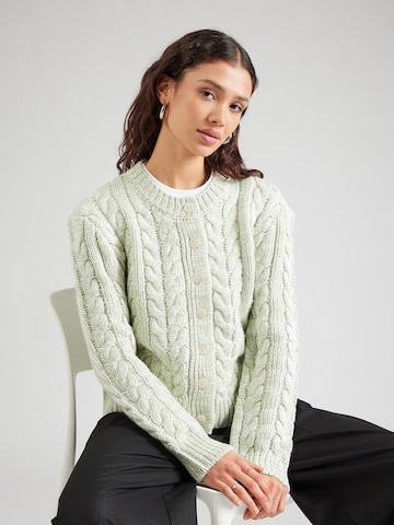 Giacchetta di YAS in verde: frontale